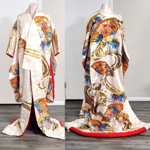 Heavily Embroidered Uchikake Japanese Wedding Kimono Duster/ Robe - Picture 1 of 11